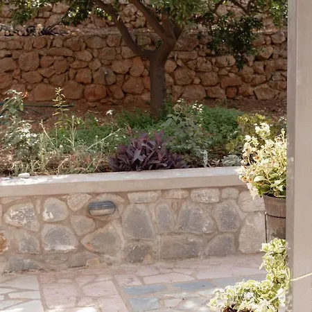 Evimeria Appartement *