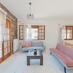 Evimeria Apartment *